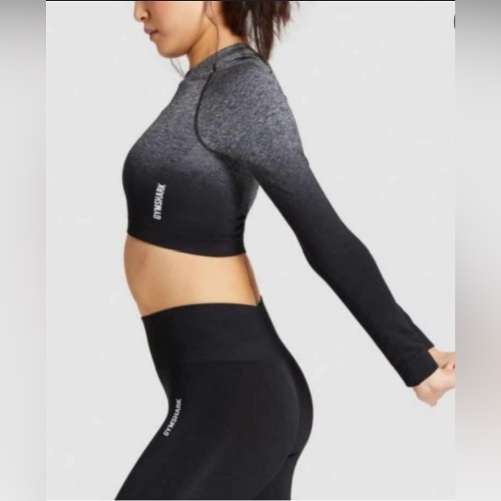 Gymshark Women’s Small Seamless Cropped Long Sleeve Shirt Top Black Ombré S - Picture 5 of 15
